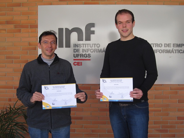 Fernando e Manuel com Certificados do CTD 2010