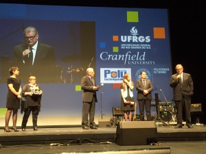 2015-12-21-acordo-dupla-diplomacao