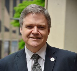 ENTREVISTA COM O PROFESSOR PHD LUIS LAMB, PRÓ-REITOR DE PESQUISAS DA UFRGS. EDITORIA: MAIS DOMINGO REPÓRTER:MAUREN