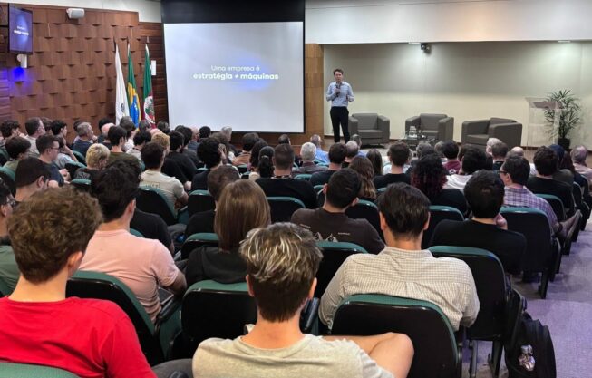 Entrega do Prêmio Alumni 2025 e Aula Inaugural 2026/1